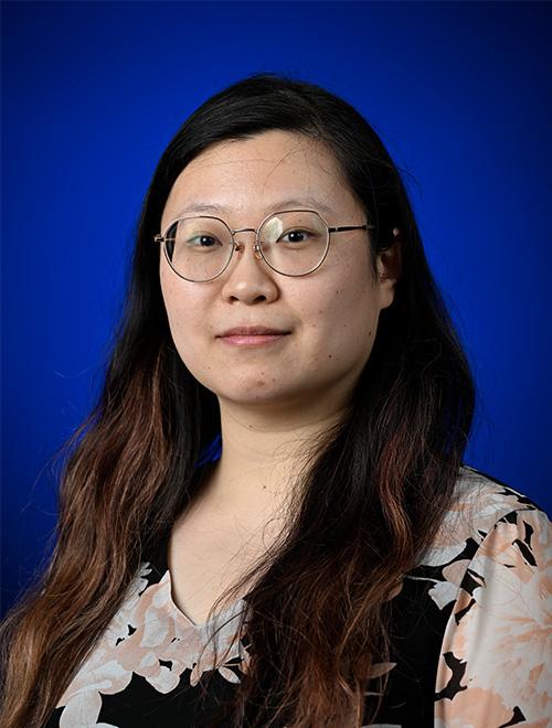 Lei Zhong