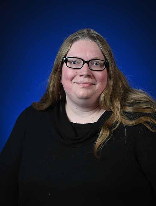 Headshot of Courtney Roper