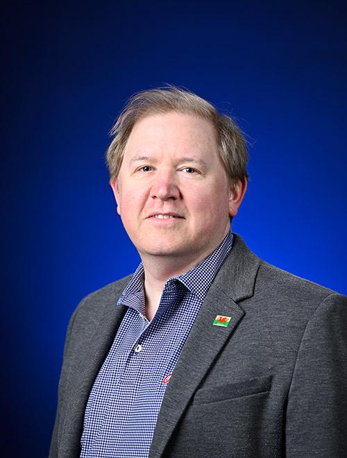 Gavin Davies